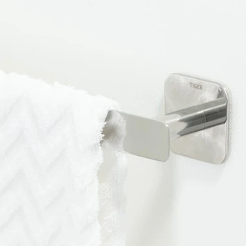 Tiger Handdoekrek Colar Chroom 5 Tiger Handdoekrek Colar Chroom - Afbeelding 3