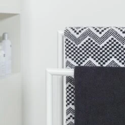 Sealskin Handdoekrek Tube Metaal Wit 13 Sealskin Handdoekrek Tube Metaal Wit -Badkamer Verkoop 123 1086