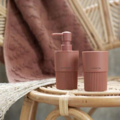 Sealskin Zeepdispenser Brave Staand Donkerroze 20 Sealskin Zeepdispenser Brave Staand Donkerroze -Badkamer Verkoop 123 1606