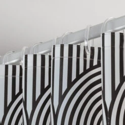 Sealskin Douchegordijn Brave 180x200cm Zwart/wit 16 Sealskin Douchegordijn Brave 180x200cm Zwart/wit -Badkamer Verkoop 123 4118