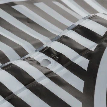 Sealskin Douchegordijn Brave 180x200cm Zwart/wit 8 Sealskin Douchegordijn Brave 180x200cm Zwart/wit - Afbeelding 6