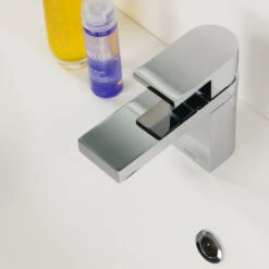 Tiger Wastafelkraan Items Met Hendel Chroom 13 Tiger Wastafelkraan Items Met Hendel Chroom -Badkamer Verkoop 123 6521